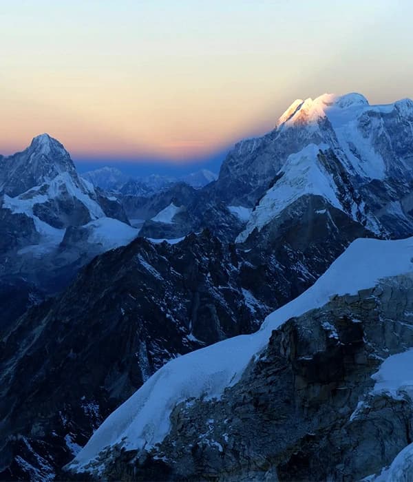 Everest Treks